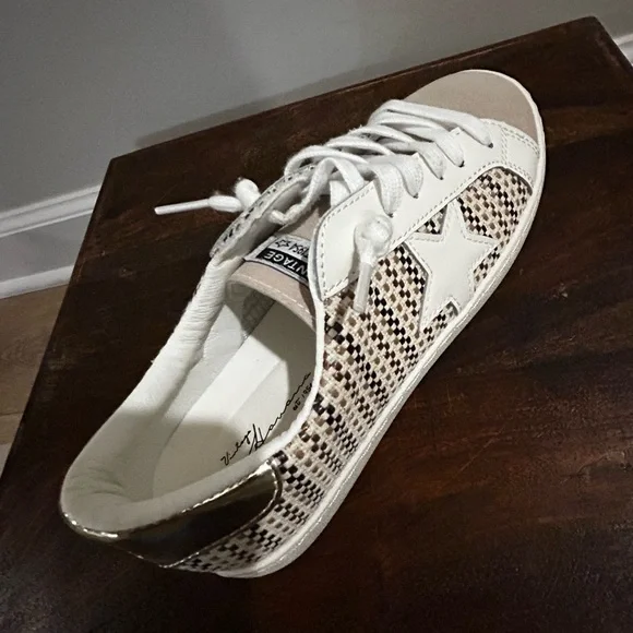 Vintage Havana Sneaker - Picture 3 of 8